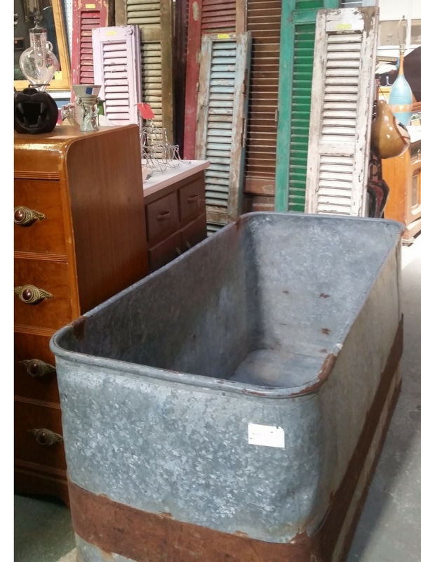 antique tub