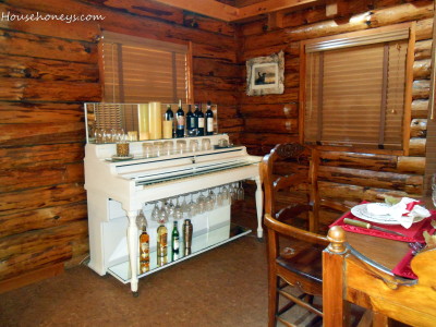 painted piano bar in white