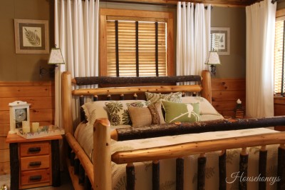 bedroom rustic with shade